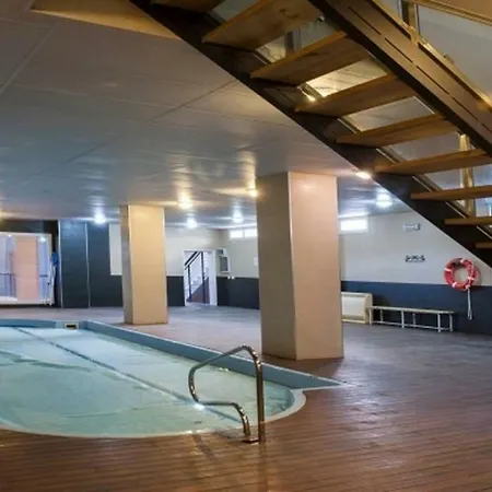 Deluxe A Pie De Pista Miramar Lägenhet